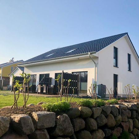 Ferienhaus Traumspot Wiek auf Rügen Exterior foto