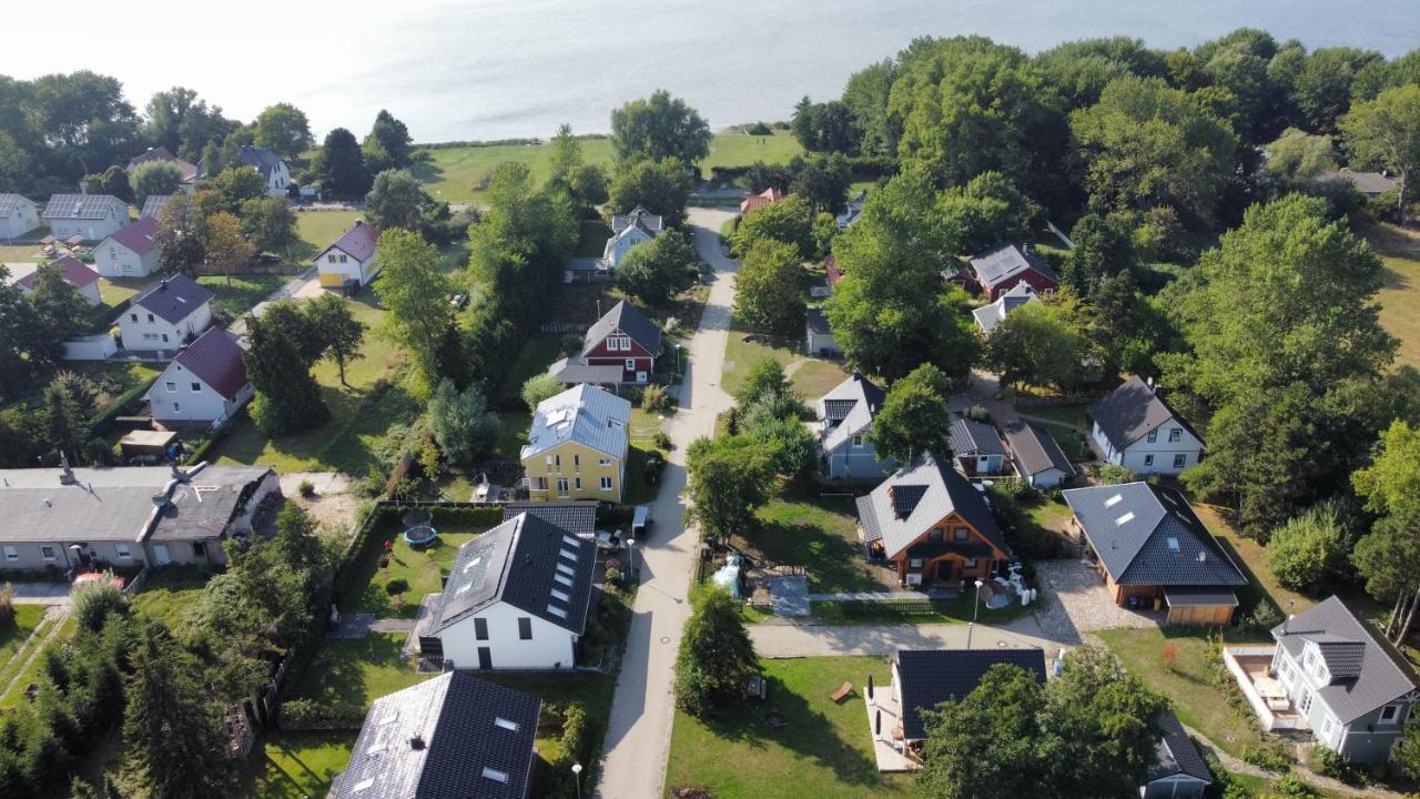 Ferienhaus Traumspot Wiek auf Rügen Exterior foto